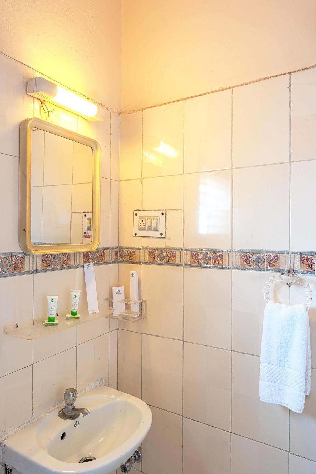 Hotel Saaket Residency Višákhapatnam Exteriér fotografie