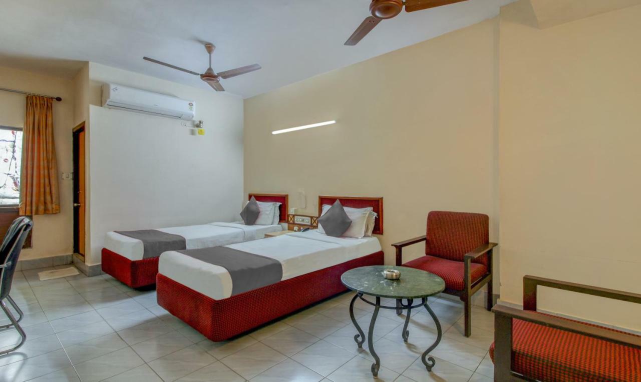 Hotel Saaket Residency Višákhapatnam Exteriér fotografie