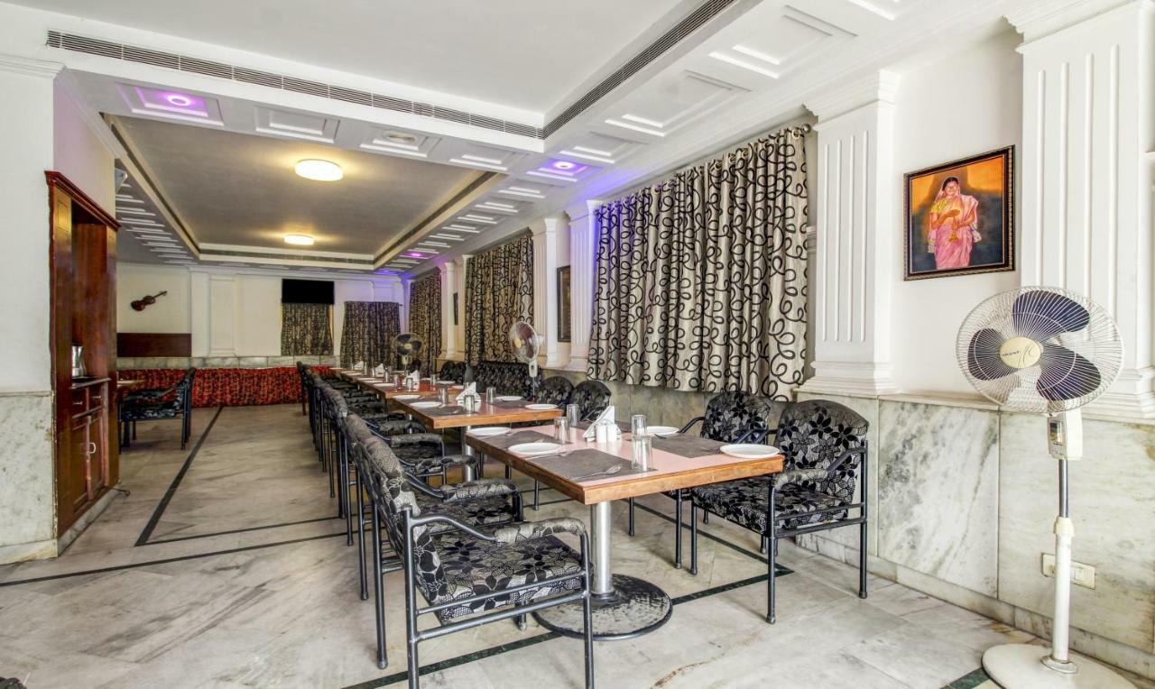 Hotel Saaket Residency Višákhapatnam Exteriér fotografie